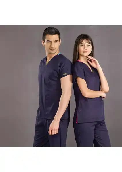 Sağlık Çalışanları İçin Lacivert ve Petrol Mavisi Doktor Hemşire Forması Karşılaştırması
