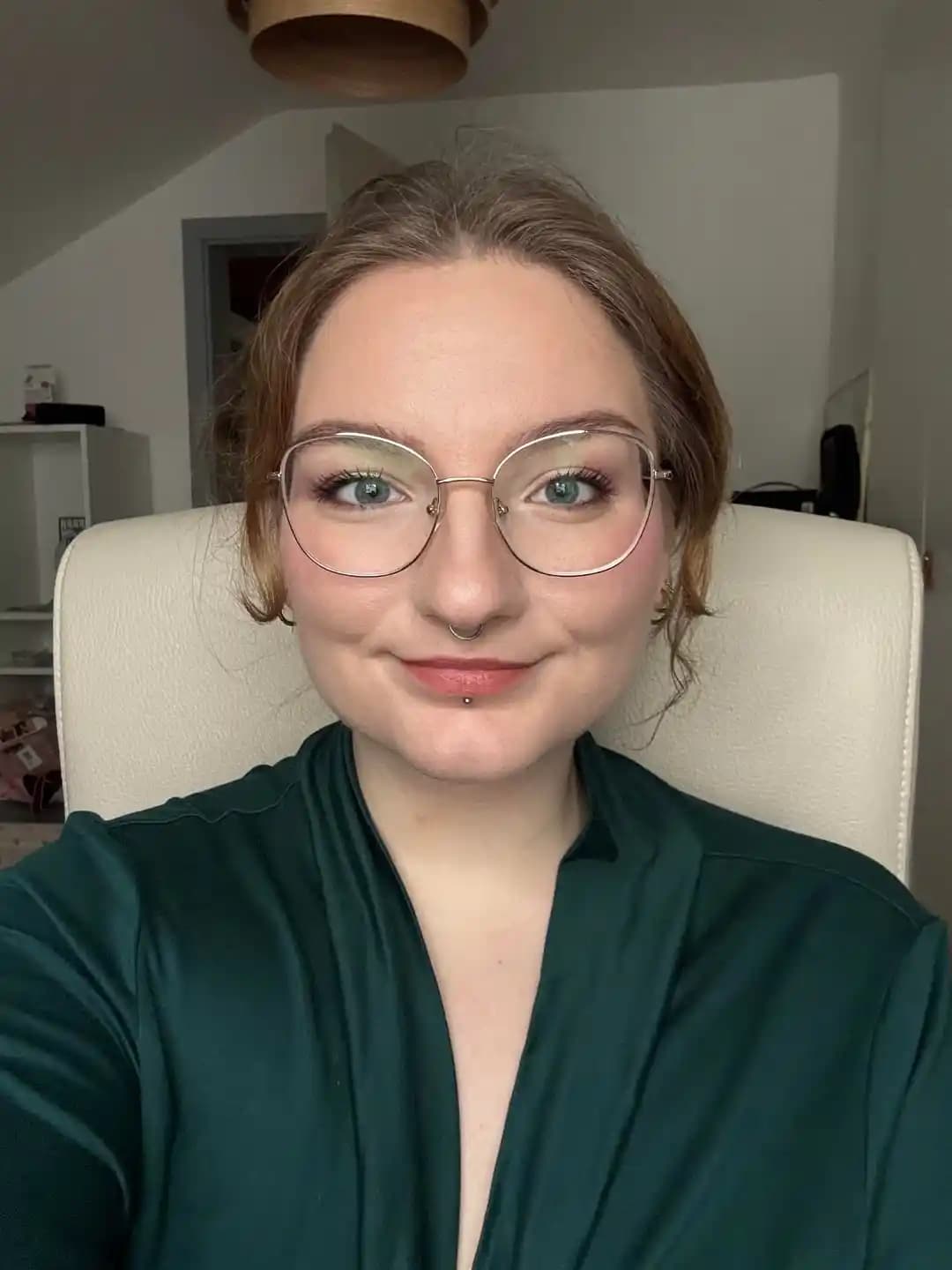 Düğün Makyajında Doğru Ton Seçimi ve Doğal Görünüm İçin Temel İpuçları